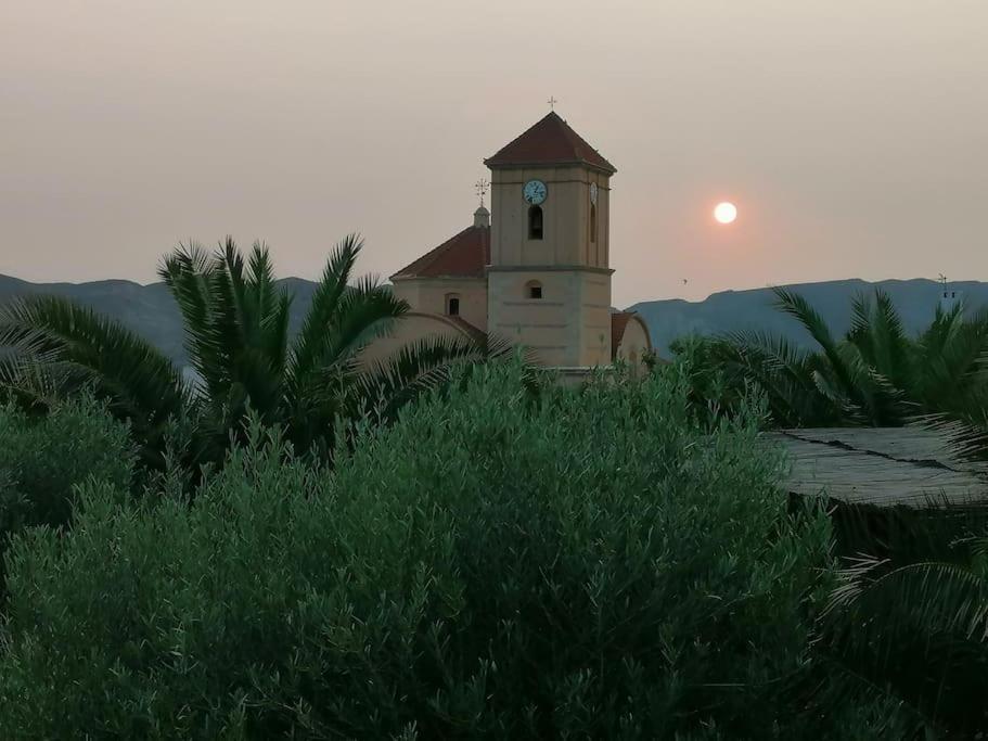 הוילה Lucainena de las Torres Casa Jardin. Vivienda Rural En Zona Tranquila. מראה חיצוני תמונה