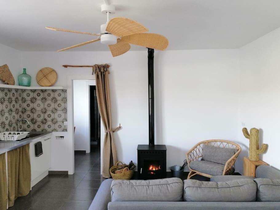 הוילה Lucainena de las Torres Casa Jardin. Vivienda Rural En Zona Tranquila. מראה חיצוני תמונה